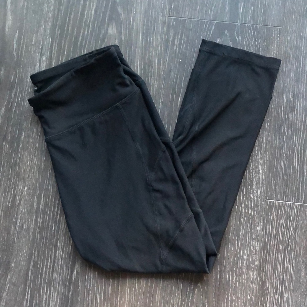 Cropped Black Reebok Leggings